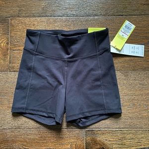All in Motion Contour Power Waist MidRise 4” Short